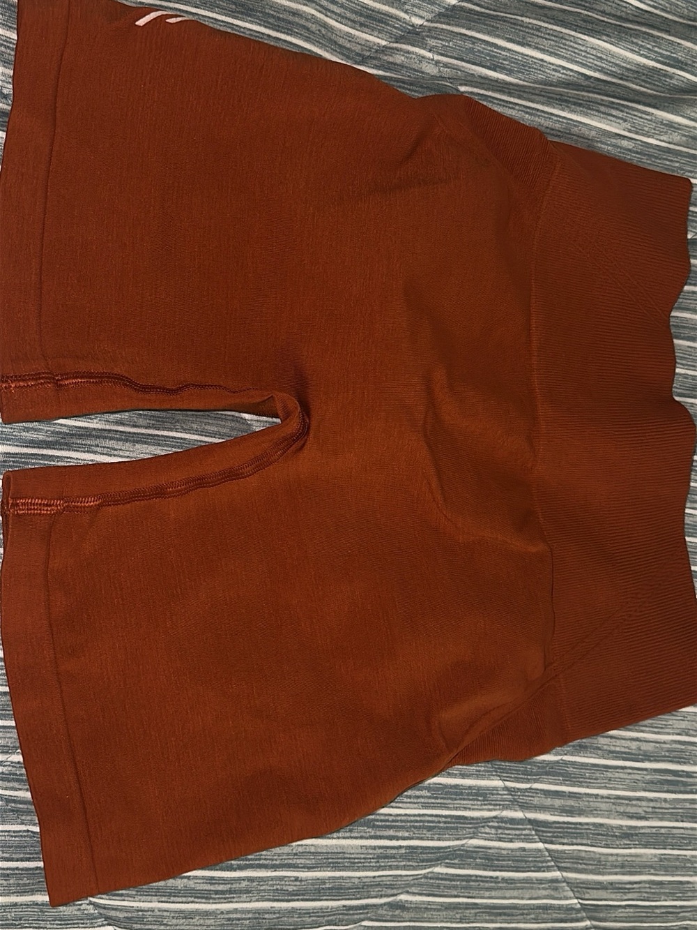 Effortless shorts oner active warm copper